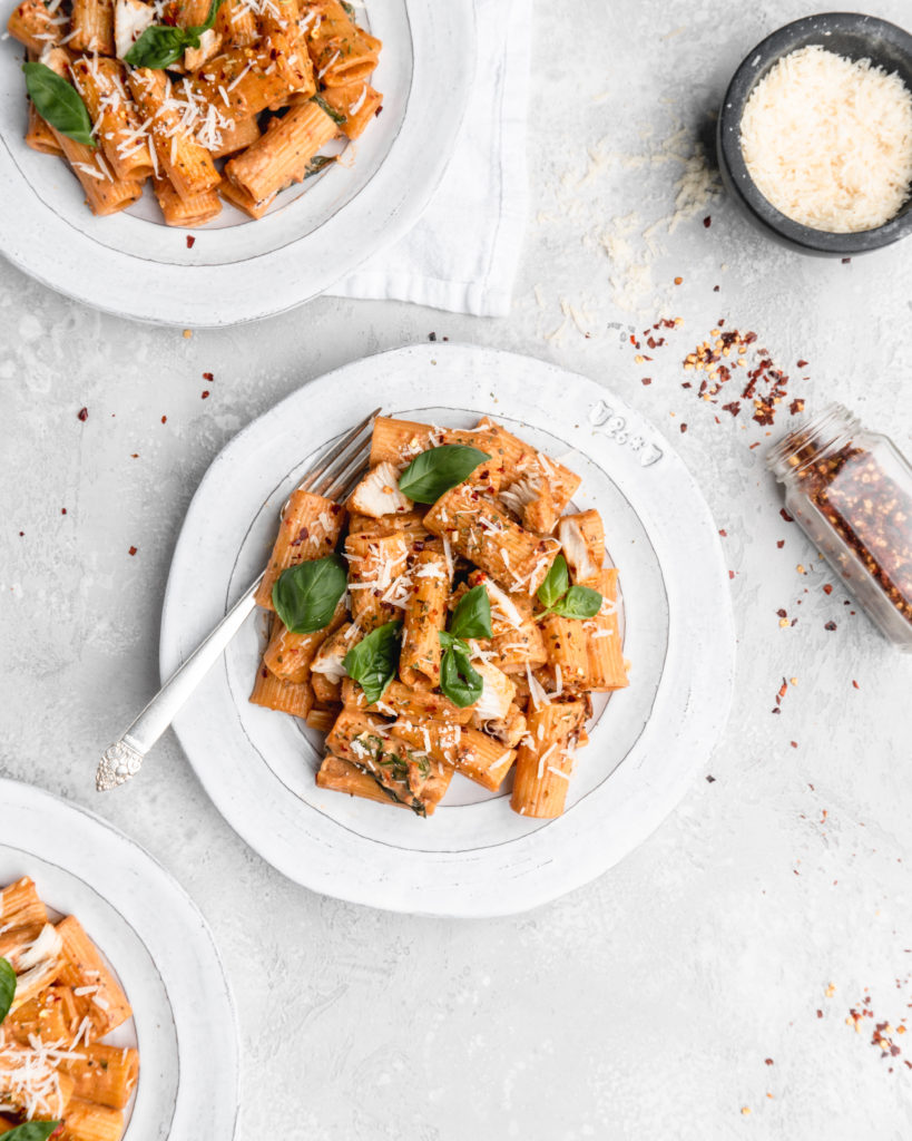 Tubes of rigatoni are smothered in a creamy sundried tomato & basil sauce and little pieces of flavorful, juicy chicken