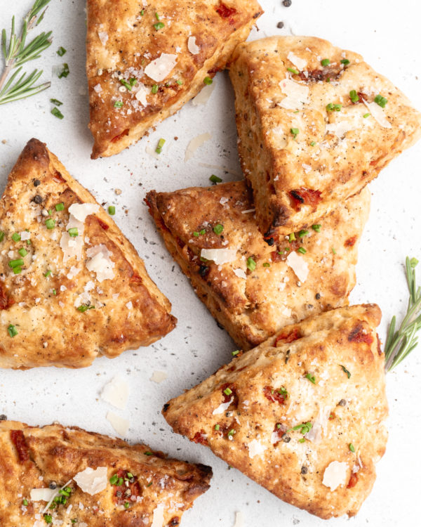 Roasted Red Pepper & Goat Cheese Scones - Food Duchess