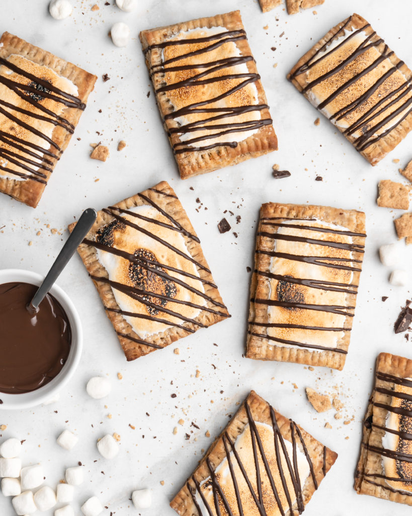 Filled with chocolate, and topped with a toasted marshmallow topping, these S'mores Hand Pies are insanely good.
