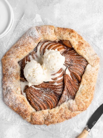 This Spiced Per Galette features a jammy, perfectly spiced pear filling that is placed on top of a flaky galette crust