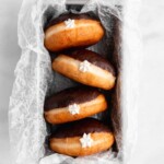 These delicious tiramisu donuts are inspired by the italian classic dessert. Filled with a creamy tiramisu filling and glazed with an espresso chocolate glaze