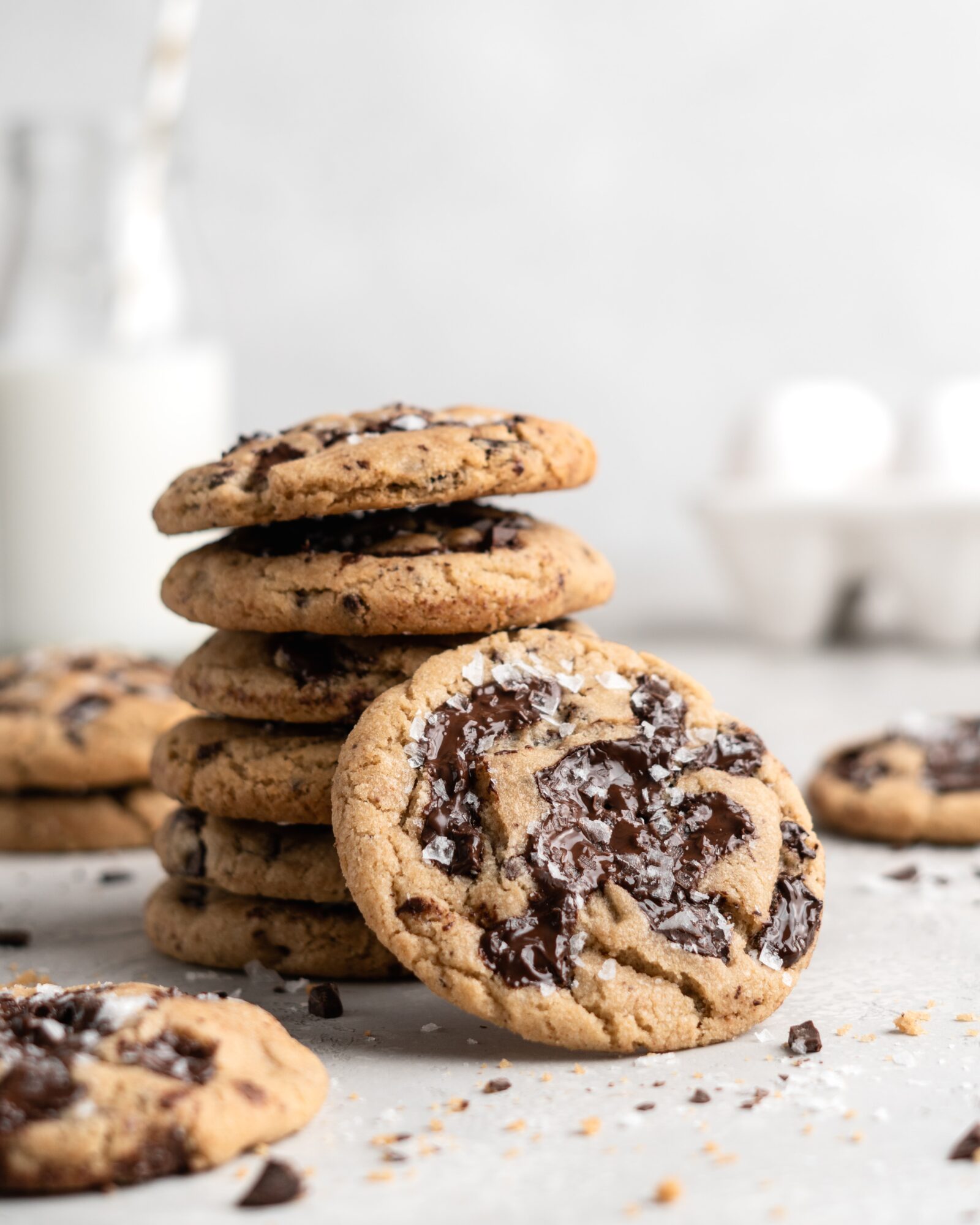 Chewy Brown Butter Chocolate Chip Cookies - Food Duchess